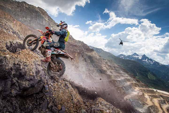 climbing enduro rider at Red Bull Erzbergrodeo