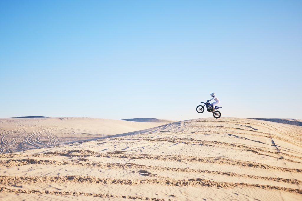 how to ride downhill on dirt bike enduro